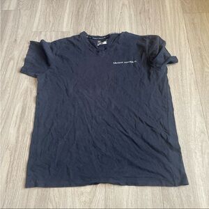 Under Armour Men's Black T-Shirt